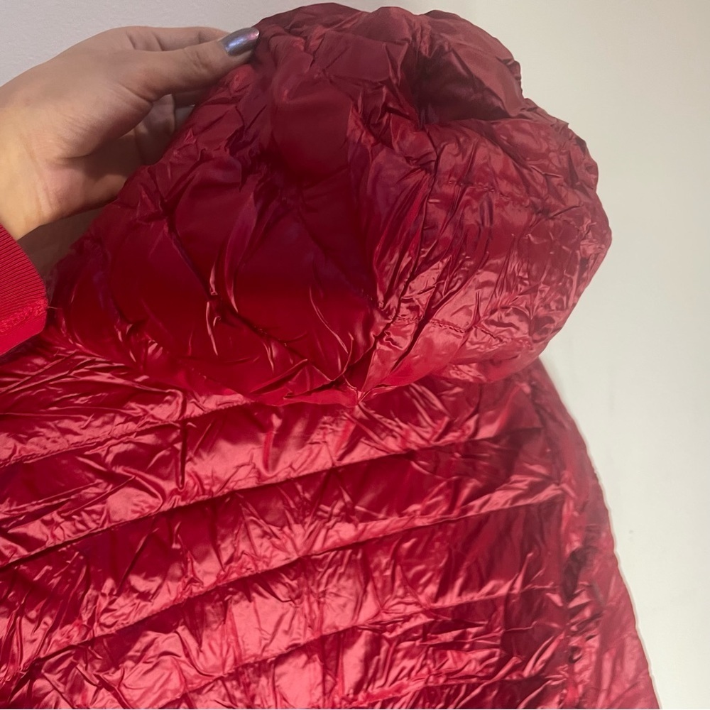 TNA Red Packable Jacket - Picture 6 of 6